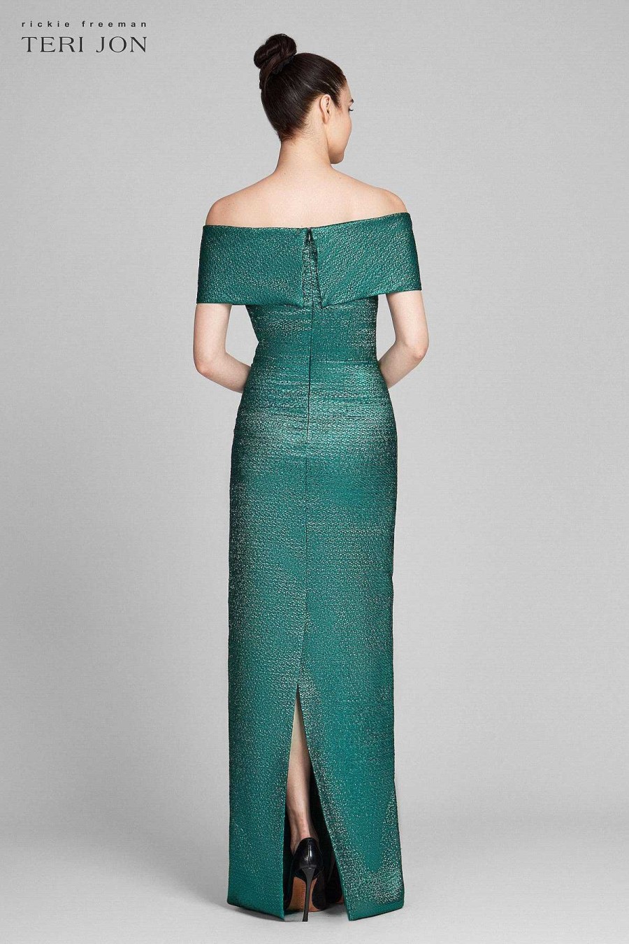 Clothing Teri Jon | Off Shoulder Cuff Metallic Gown Emerald